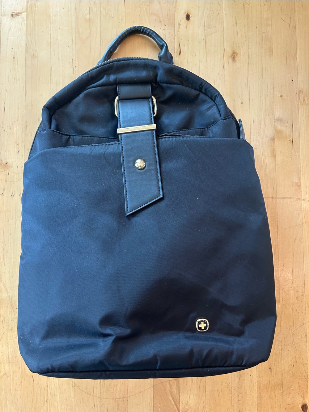 SwissGear Alexa 16” Laptop Backpack Black Gold Hardware Travel Bag School
